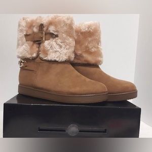GBG LOS ANGELES  Brown Fur GG Aleya Natural Boots
Women's